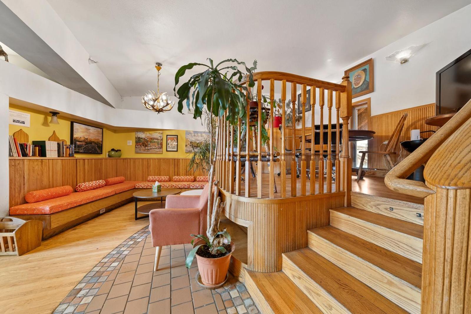 Qupqugiaq Inn Анкъридж Екстериор снимка